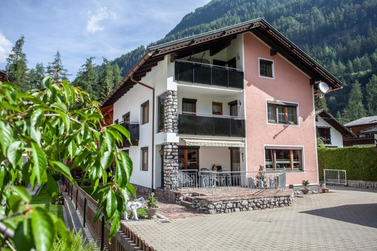 Ferienwohnung Haus Hrabovsky Längenfeld Exterior foto